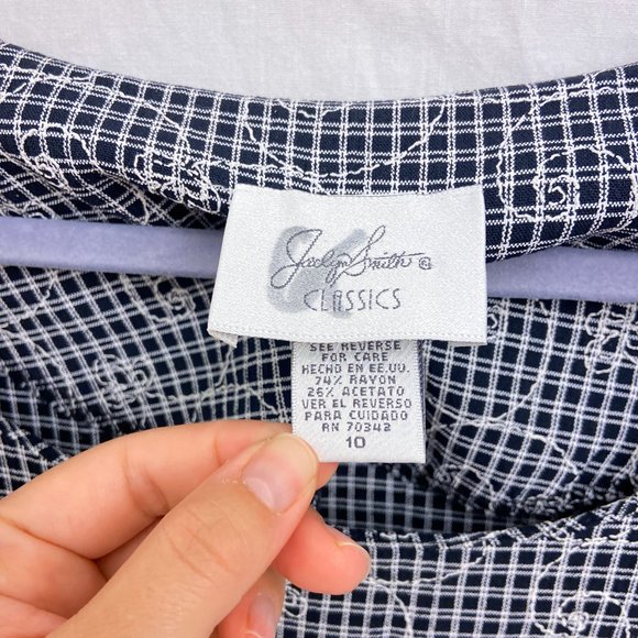 🐰 Jaclyn Smith picnic dress in black 🐰 - Picture 10 of 11